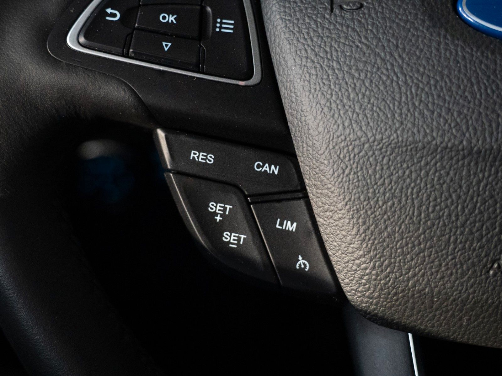 Fahrzeugabbildung Ford EcoSport Active WINTER-P./NAVI/KAMERA/DAB