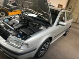 Skoda Octavia Combi 1.6 Selection Selection - Skoda Octavia aus 2004: Combi