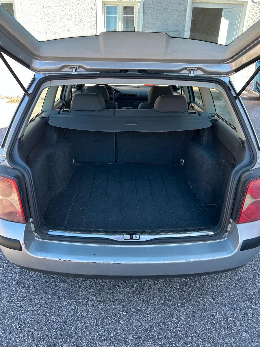 Volkswagen Passat 2004 — photo 9