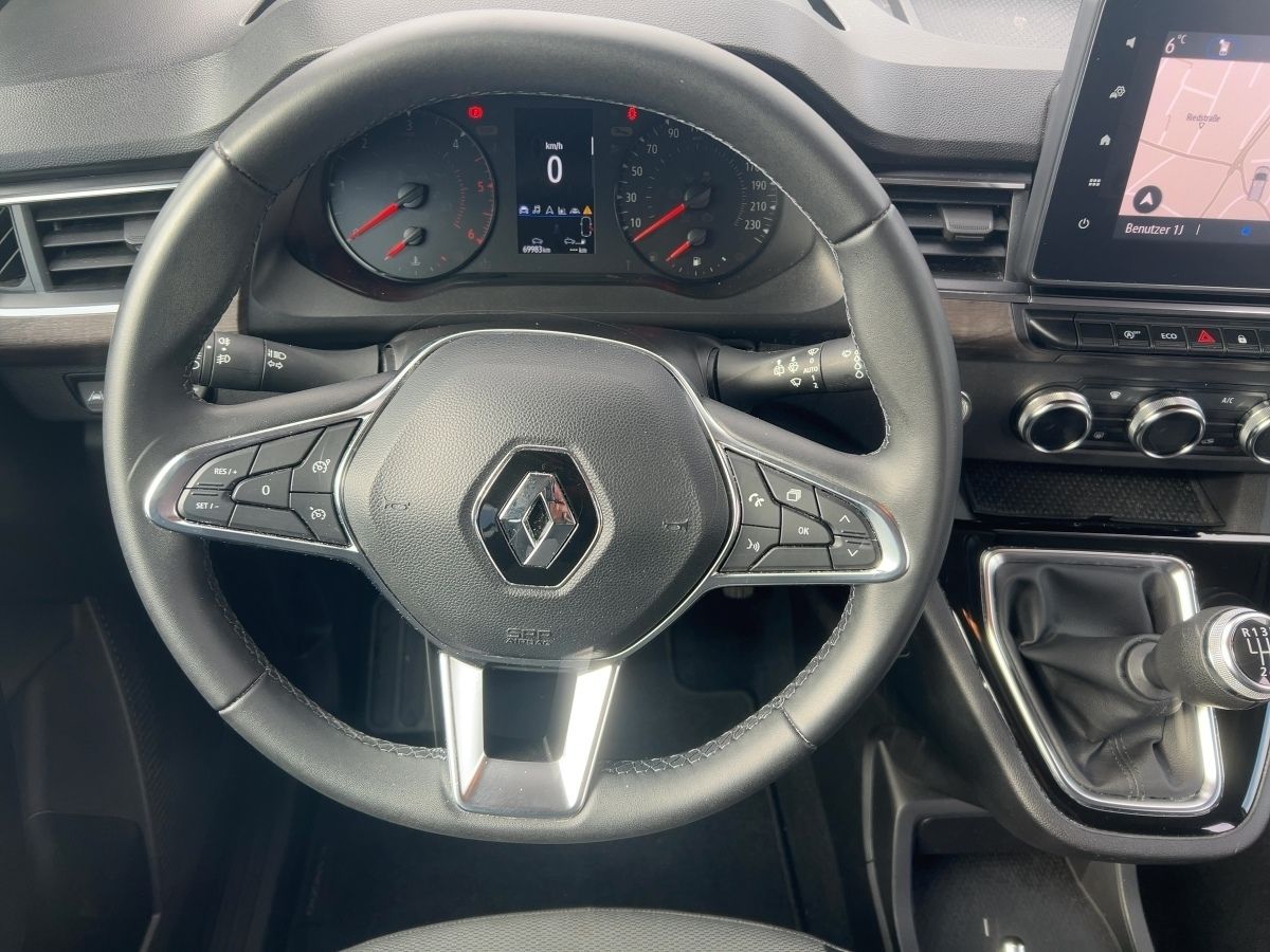 Fahrzeugabbildung Renault Kangoo Intens BLUE dCi 115