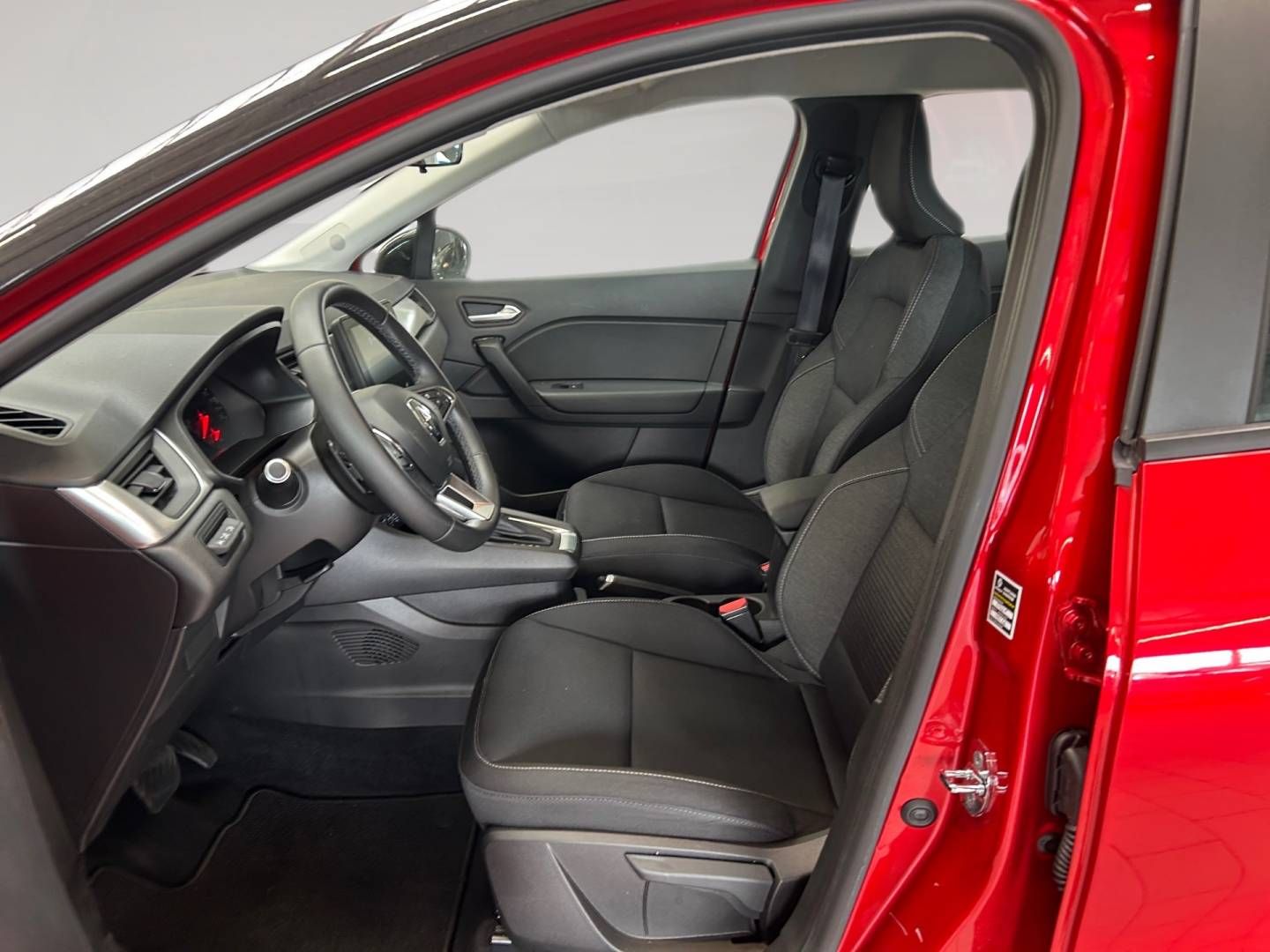 Fahrzeugabbildung Renault CAPTUR ZEN TCe 140 EDC