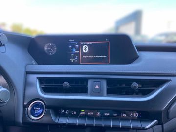 Lexus UX - 12