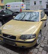 Volvo S60 2.3 T5, Ledersitze, AHK, Schiebedach - Volvo S60 mit Benzin-Antrieb: Limousine, 2.5