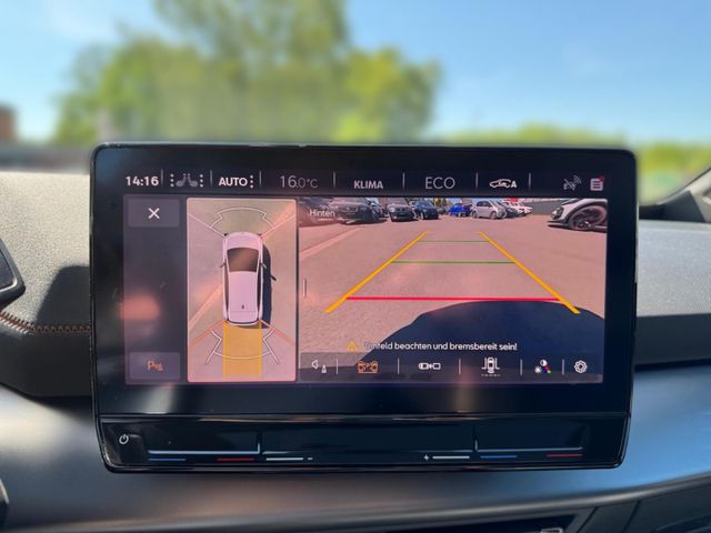 Born 58kWh Navi Wärmep. HuD 20'' Glasdach ACC