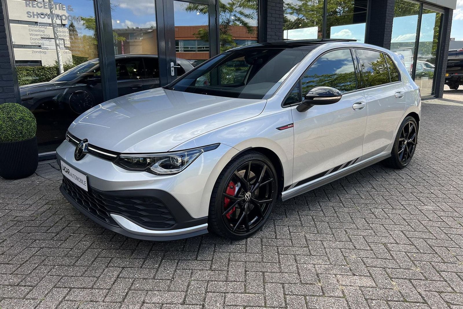 Volkswagen Golf 2.0 TSI GTI CLUBSPORT/PANO//NURB/IQ-LIGHT