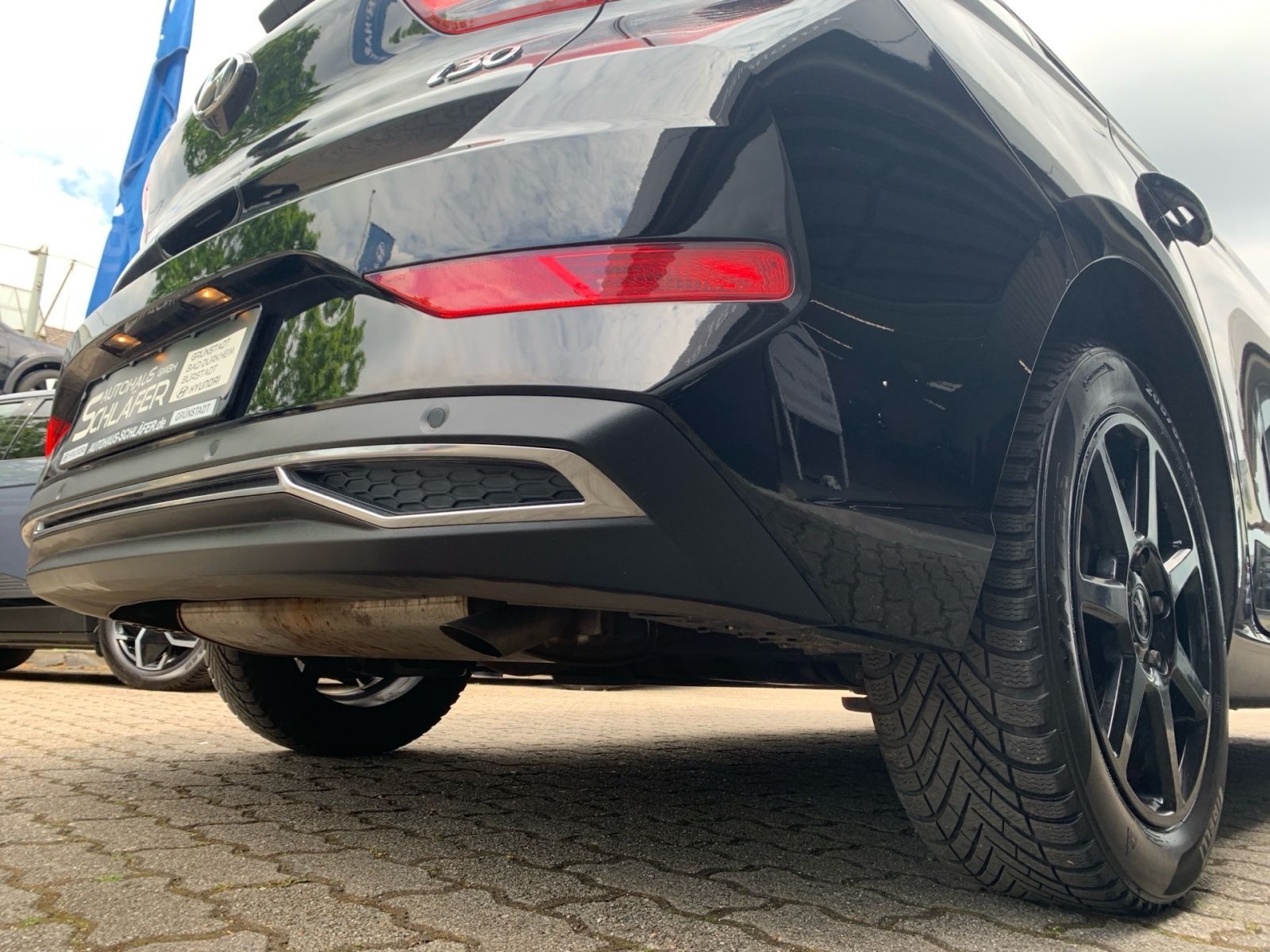 Fahrzeugabbildung Hyundai i30 1.0 T-GDI Edition 30 8x bereift