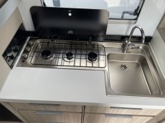 Adria COMPACT DL |  Automatik, Face2Face MJ 25