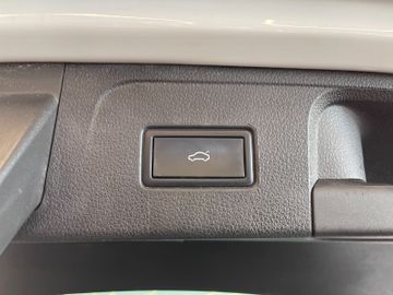 Volkswagen Passat Variant *19%*LED*KAMERA*ACC*AHK*NAVI*SHZ*