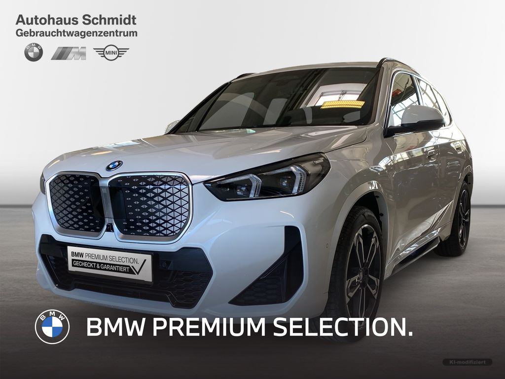 BMW iX1 xDrive30 372€ netto/mtl.*M Sportpaket*19"*LC