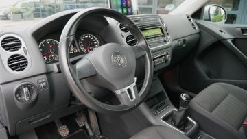 Volkswagen Tiguan - 8