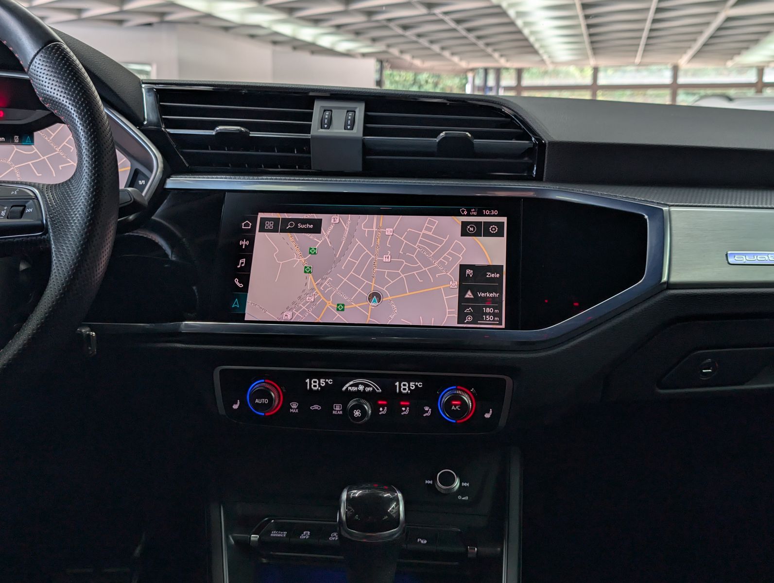 Fahrzeugabbildung Audi Q3 Sportback 40 TDI 3x S line LEDER ACC AHK 360°