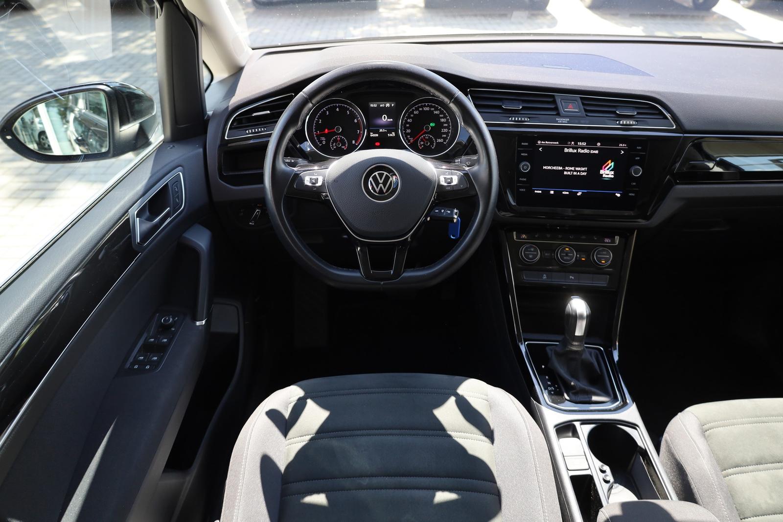 Volkswagen Touran 1.5 TSI DSG Highline LED Navi Sitzheizung, миниатюра 11