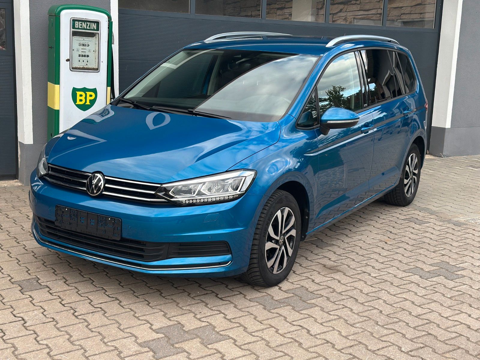 Volkswagen Touran Active 7 Sitze LED DSG ACC VW-Garantie imagem 3