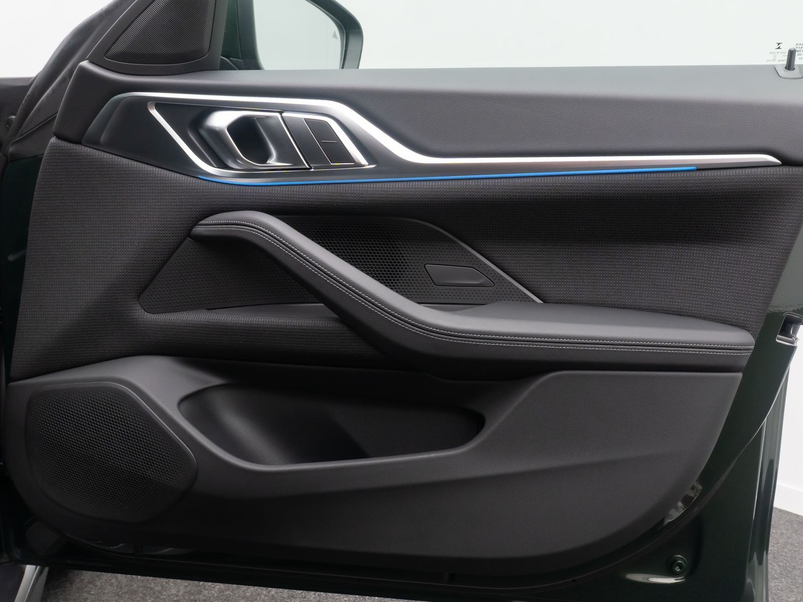 Fahrzeugabbildung BMW i4 eD40 Gran Coup&egrave; Kamera HUD DAB HiFi Komfort