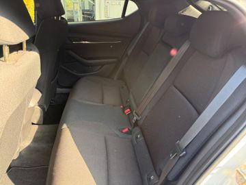 Mazda 3 - 10