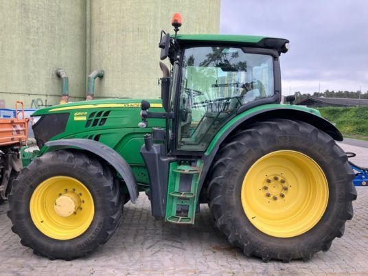 John Deere 6150R