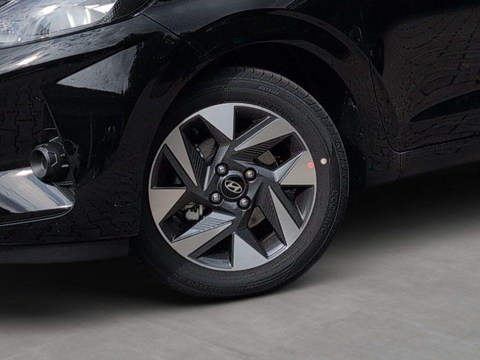 Fahrzeugabbildung Hyundai i10 1.0 (FL) TREND AUT++NAVI++KLIMA++CARPLAY++BT