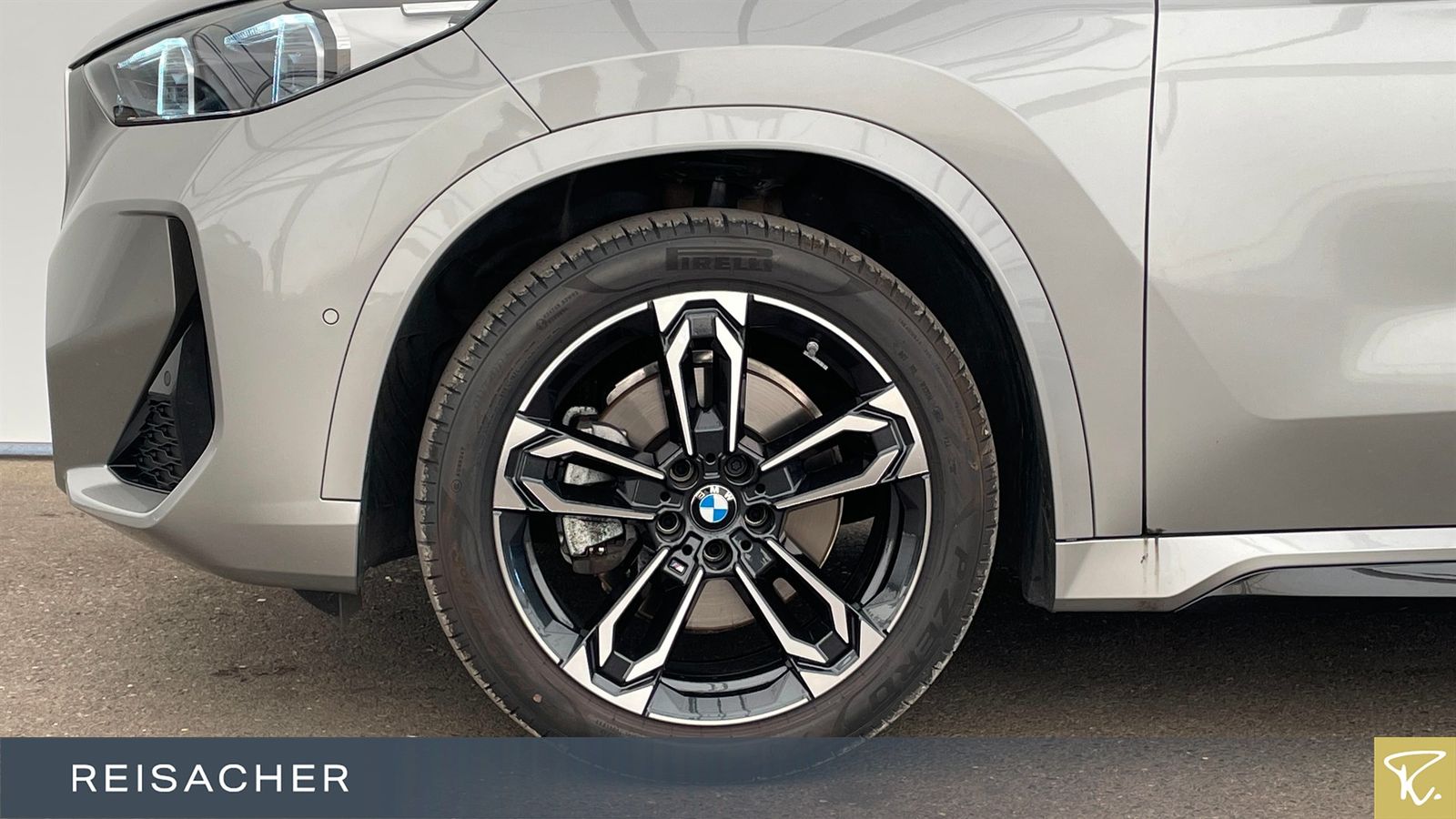 BMW X1 sDrive20i A M-Sport LCPro ACC 360° HUD H&K 19 foto 3