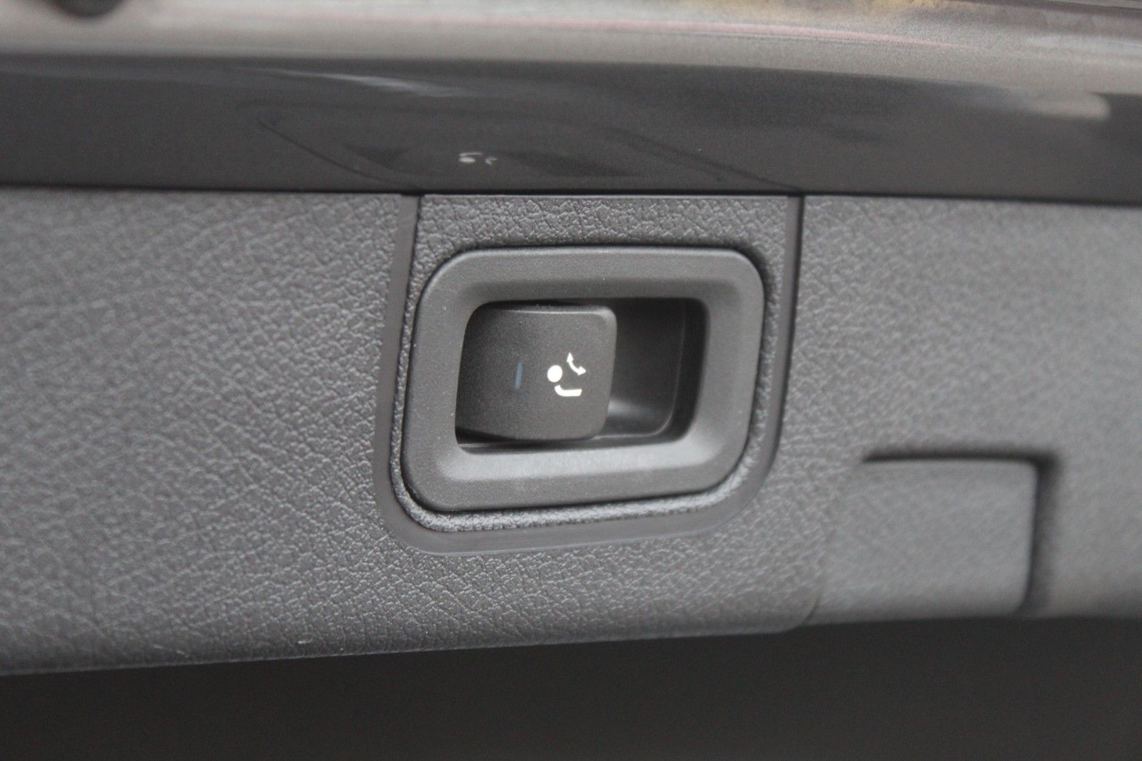 Fahrzeugabbildung Mercedes-Benz Lim A 200 Style 4Matic  Allrad*Navi*AHK