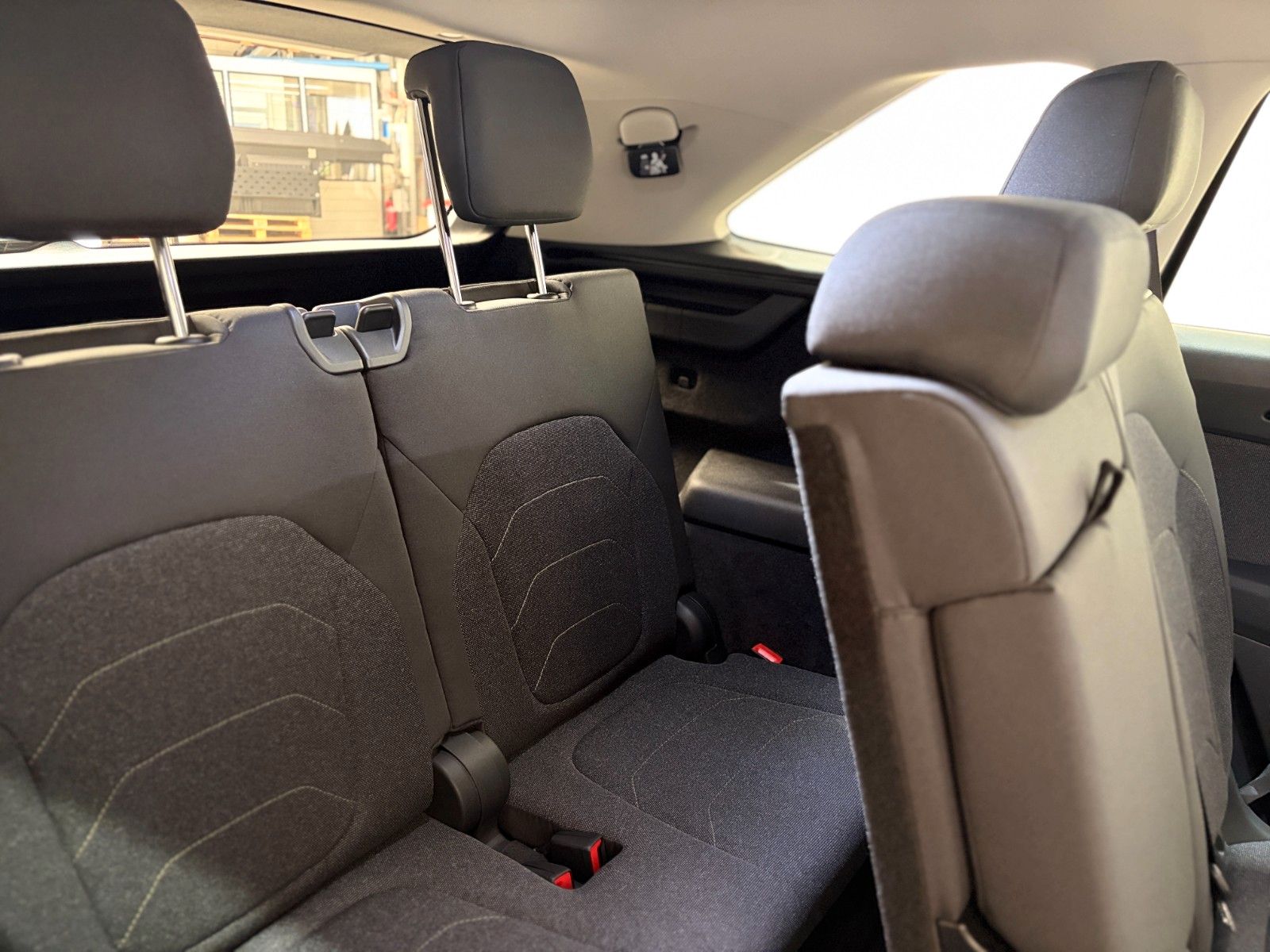 Fahrzeugabbildung SKODA Kodiaq Selection / 7Si / AHK / Matrix / 360°