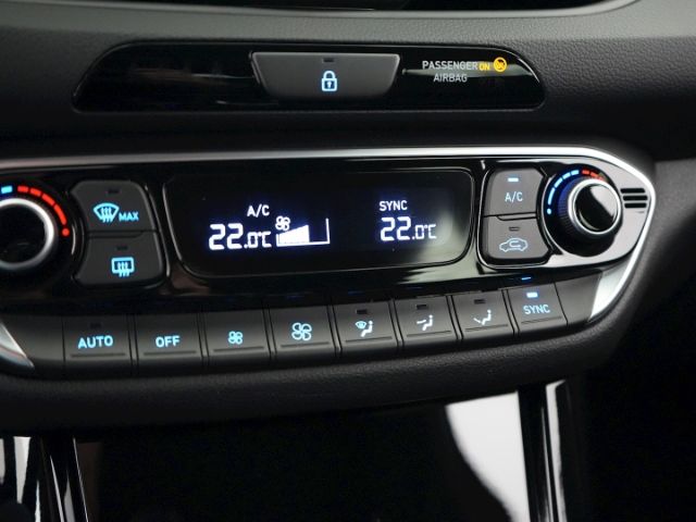 i30cw FACELIFT T-GDI ADVANTAGE DCT+VOLL LED+NAVI