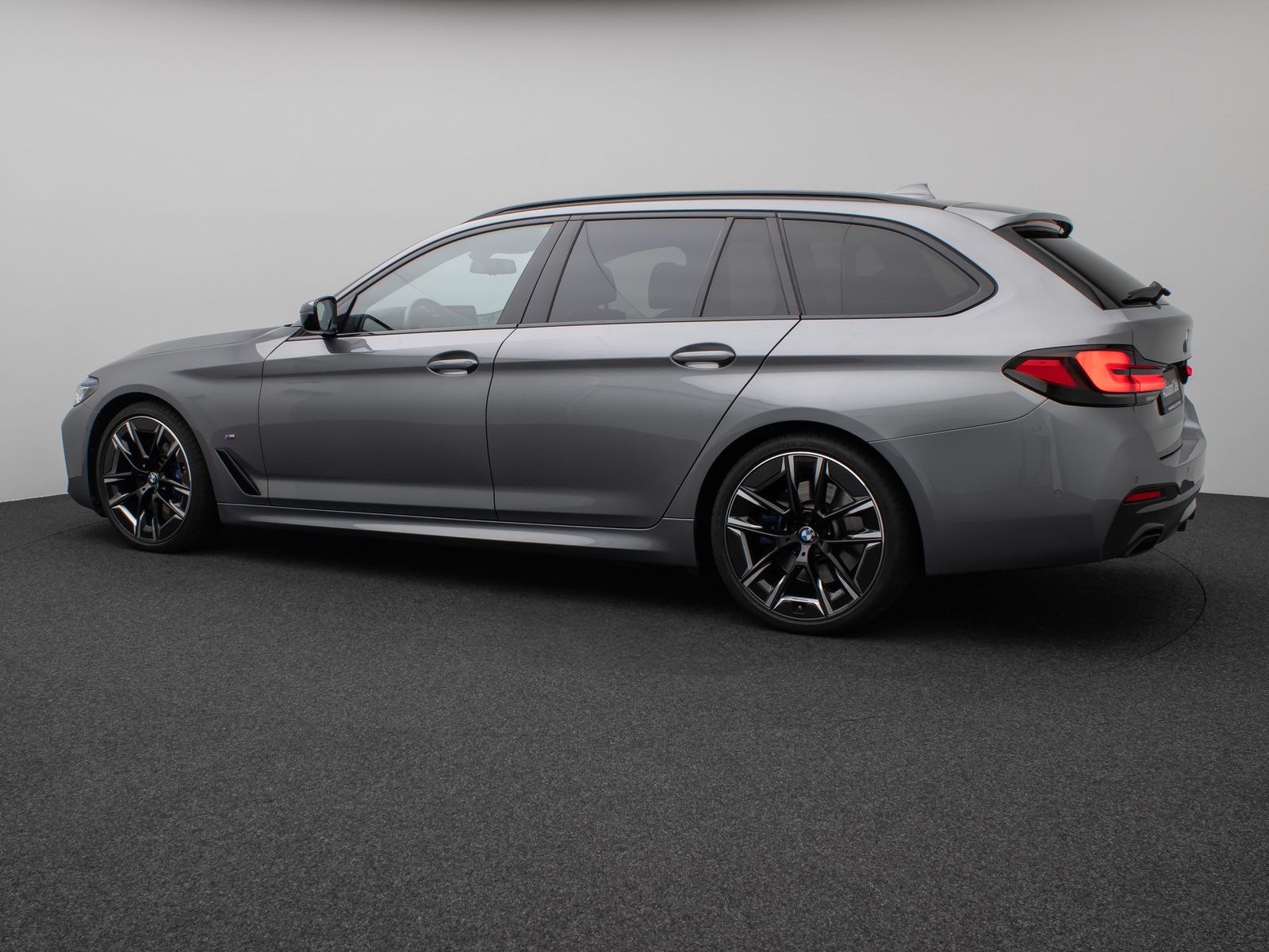 Fahrzeugabbildung BMW 540d xD M Sport Pro Laser Kamera HUD DAB H/K 20"