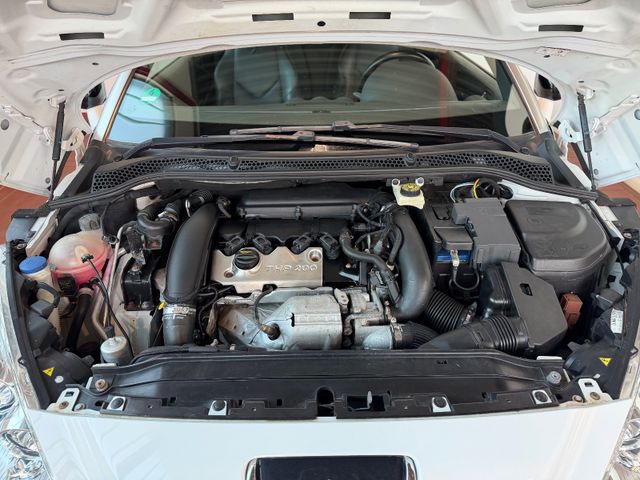 Peugeot RCZ
