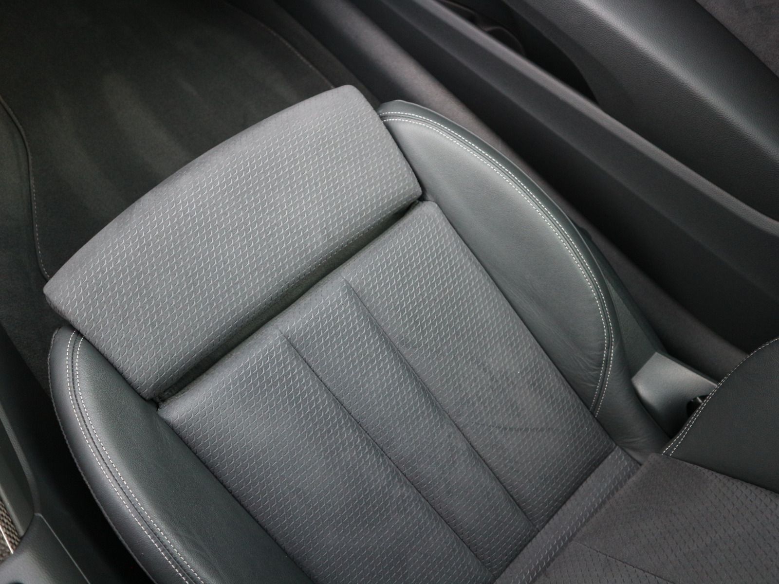 Audi S5 - Bild 17