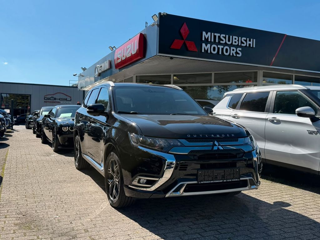 Image of Mitsubishi Outlander