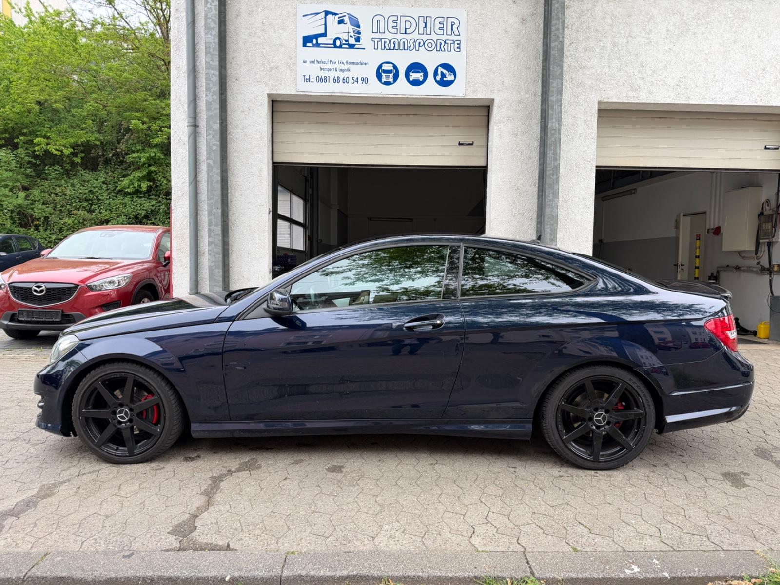 Mercedes-Benz C Coupe C 180 CGI BlueEfficiency AMG Paket