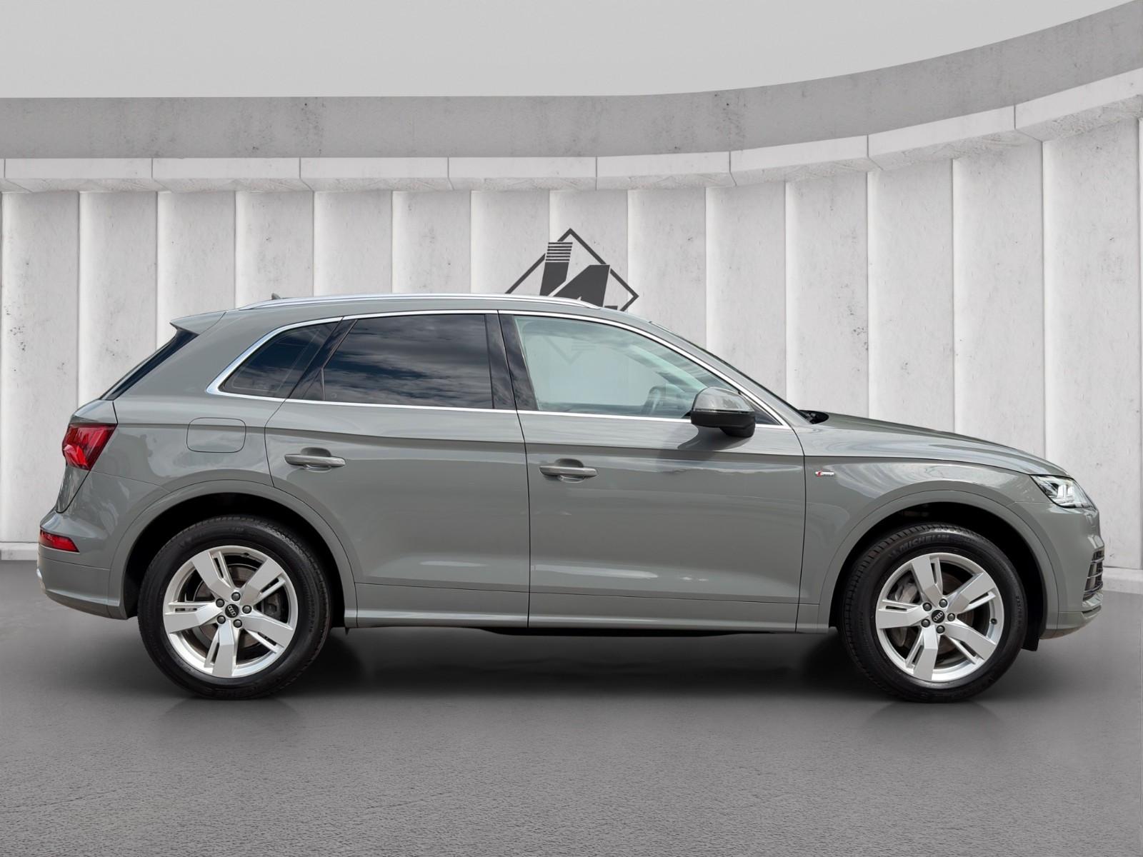 Audi Q5 e Quattro Sport*S-Line*SHZ*NAVI*LED*