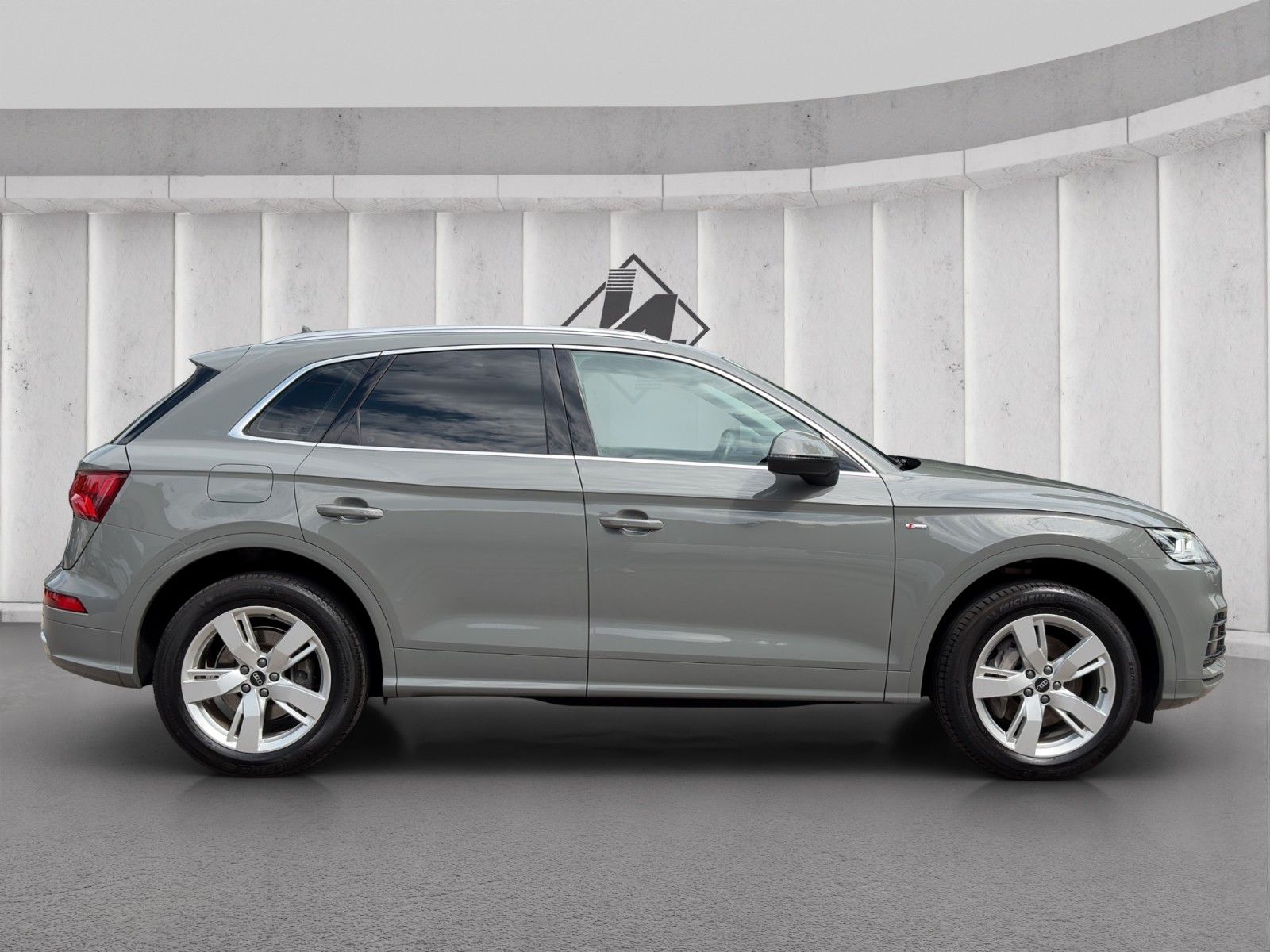 Fahrzeugabbildung Audi Q5 e Quattro Sport*S-Line*SHZ*NAVI*LED*