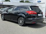 Ford Focus Titanium 182 PS+AUTOMATIK+AHK+SCHECKHEFT - Ford Focus: Auto
