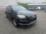 Audi Q7 3.0 TDI (DPF) quattro tiptronic - - Audi Q7 aus 2012 mit Diesel-Antrieb