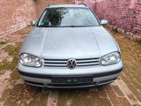 Volkswagen Golf Atlantic 1.9 TDI Kombi - Volkswagen Golf aus 2006: Kombi