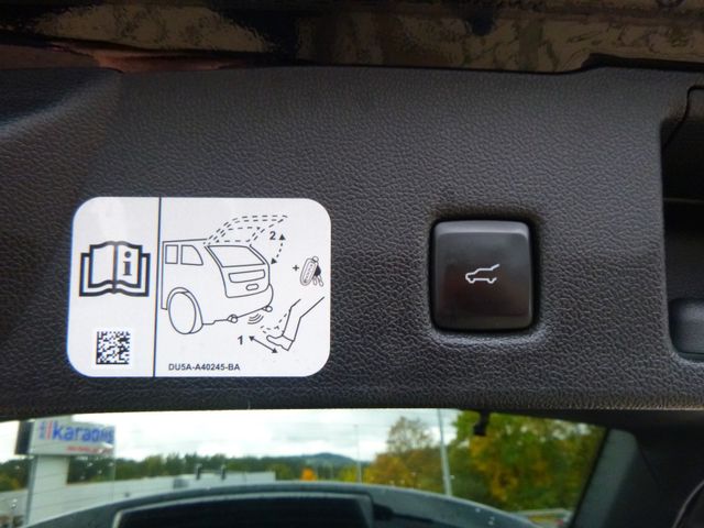 Fahrzeugabbildung Ford Kuga 2.5 Duratec Plug-in-Hybrid Titanium>AUT/LED