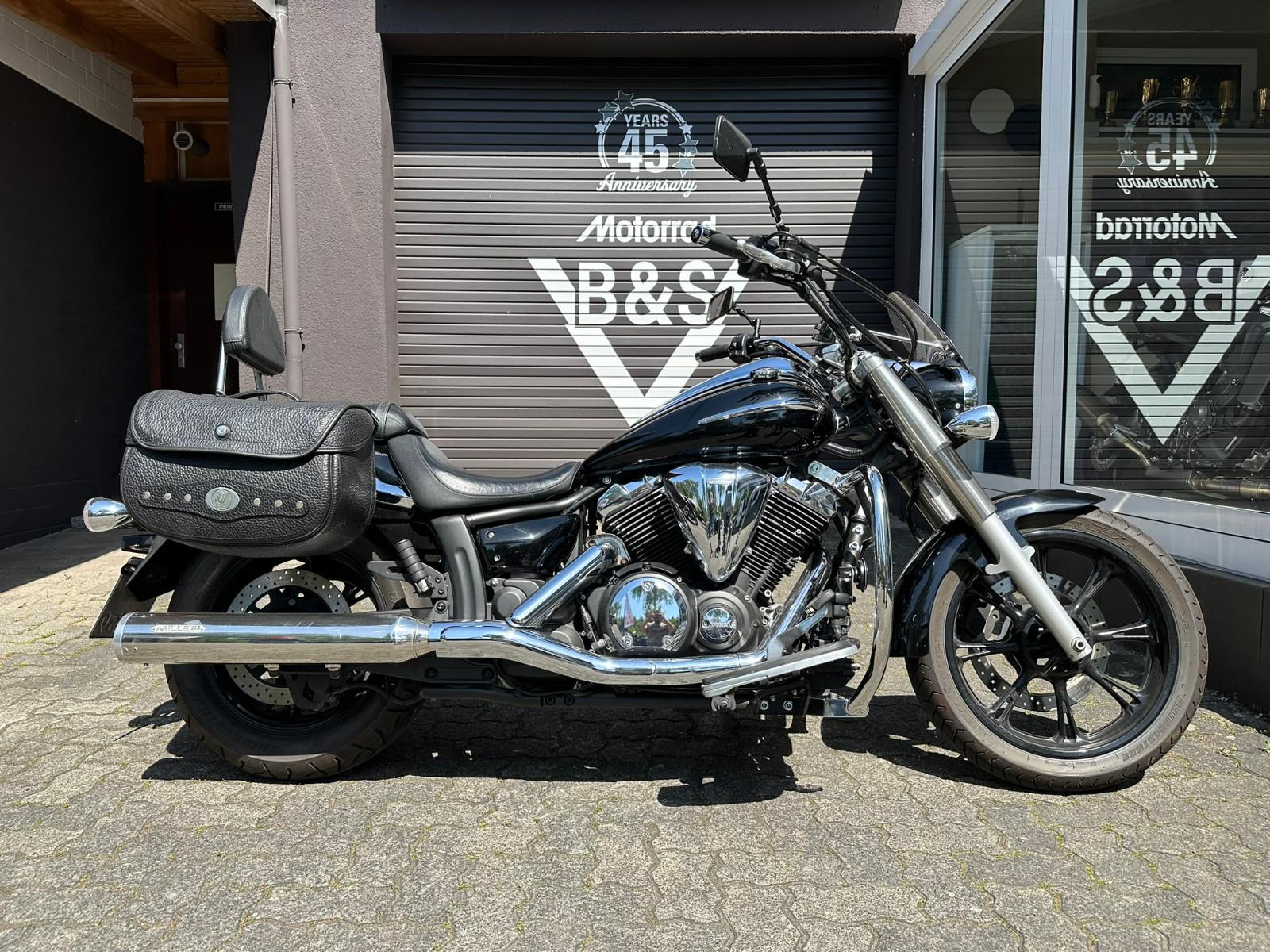 Yamaha XVS950 A Midnight Star Inspektion viel Zubehör