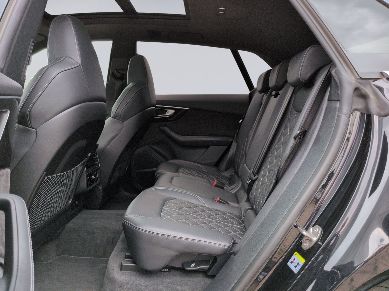 Q8 50 TDI quattro S line PANO+LEDER+AHK+STHZ+