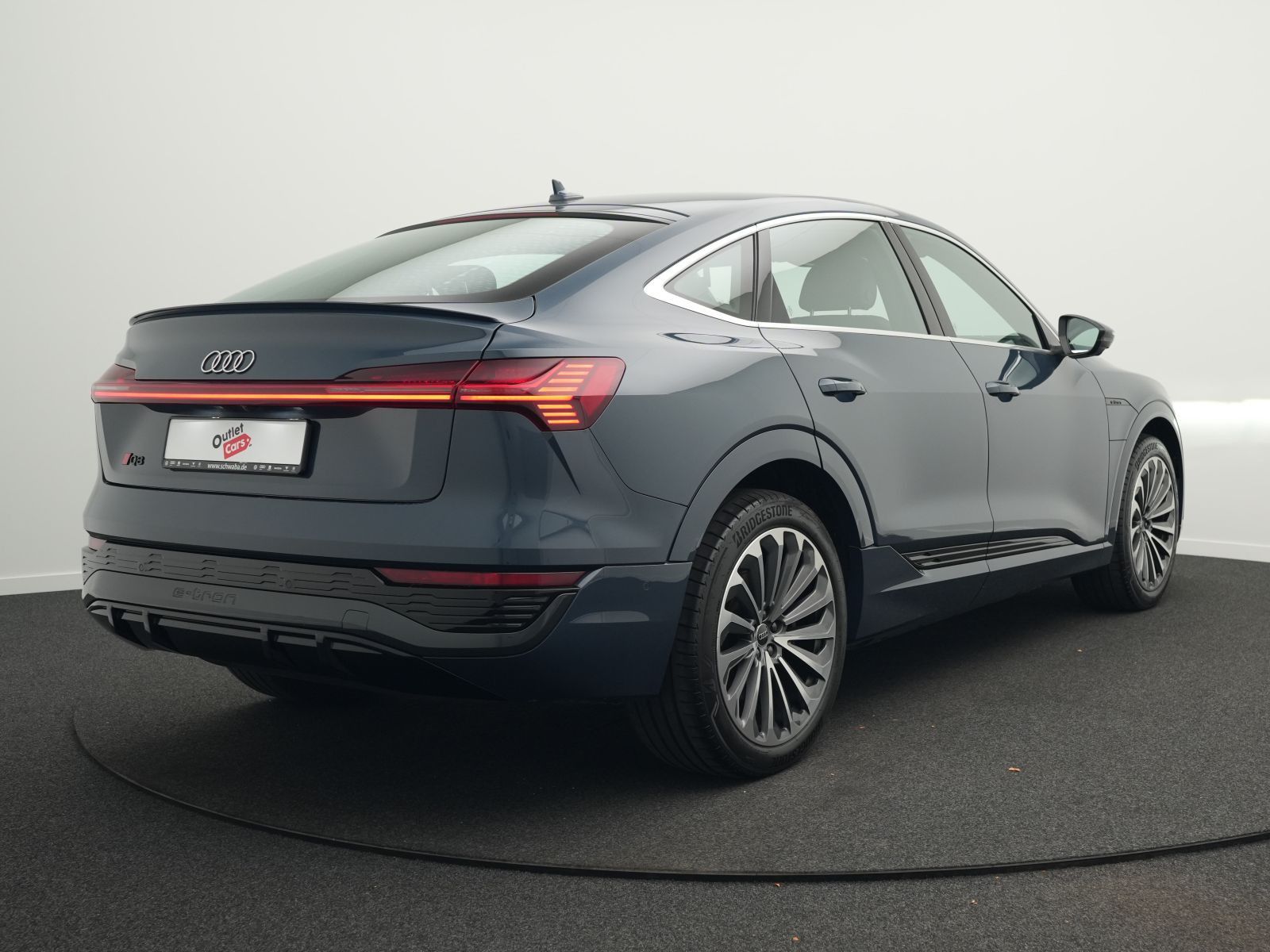 Audi Q8 Sportback e-tron 55 qu. 2x S line*HdUP*MATRIX imagem 3