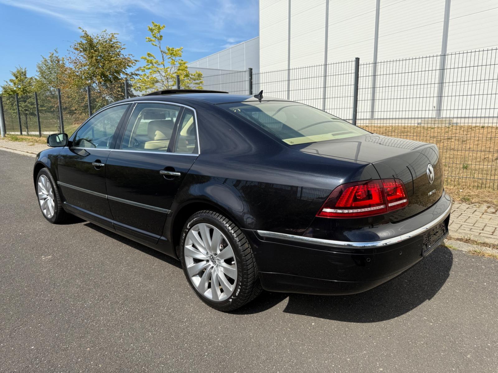 Volkswagen Phaeton 3.0 V6 TDI 4Motion*Dynaudio*Schiebedach*