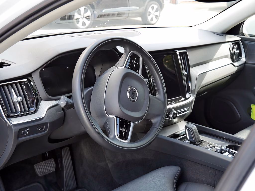 Volvo V60 Cross Country B5 AWD Pro, миниатюра 14