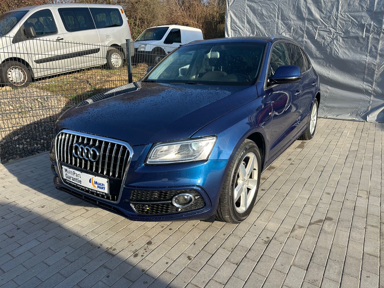 AUDI Q5 2.0 TDI 140 kW Aut./PDC/S-Line