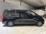Hyundai H-1 Starex 2.5 CRDI Travel*Leder*SHZ*8 Sitze* - Hyundai H-1 Starex mit Schiebetür