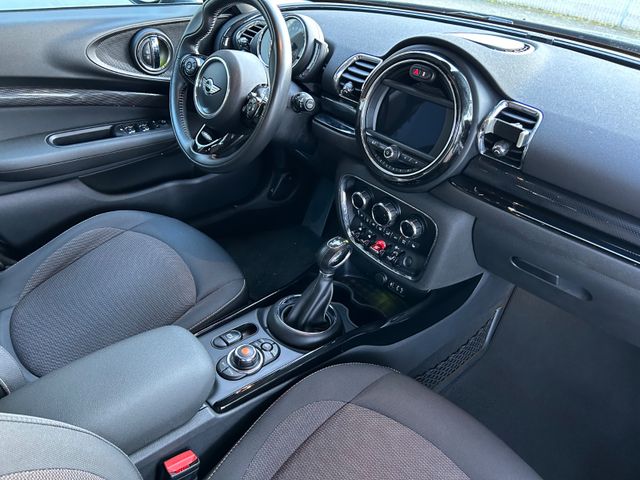 Fahrzeugabbildung MINI One Clubman 1.5 Automatik+Navi+LED+PDC+SHZ+BT+LM