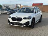 BMW X1 xDrive 18 d Sport Line Head-Up Display!