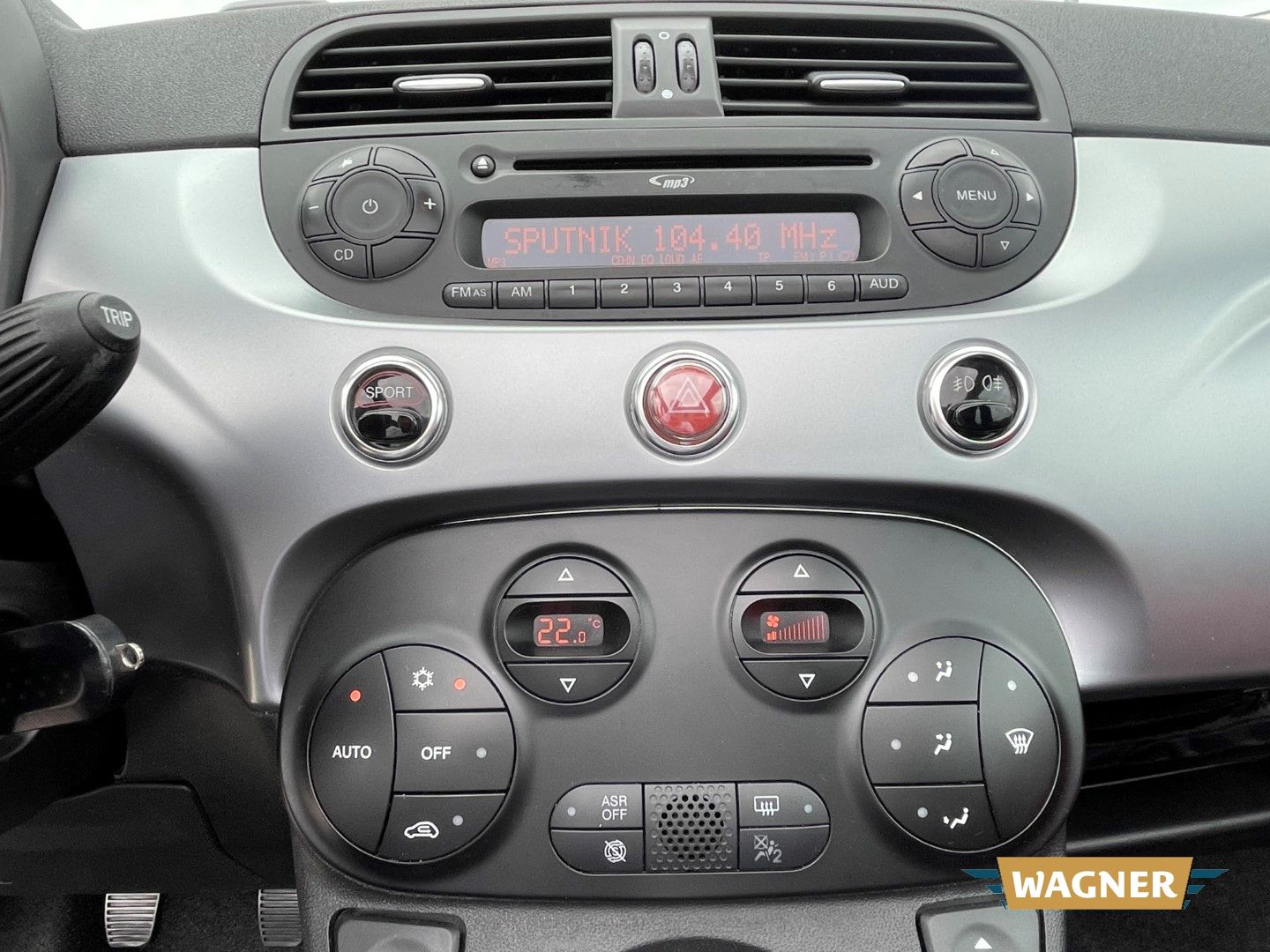 Fahrzeugabbildung Fiat 500C 500S Klimaautomatik Sportsitze Tagfahrlicht