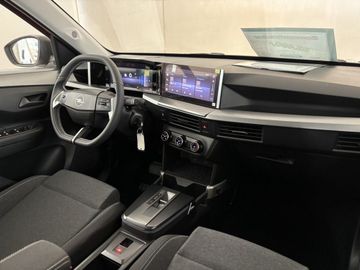 Fotografie des Opel Frontera 1.2 DI Hybrid 48V eDCT Edition (1G)