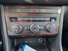 Fahrzeugabbildung Seat Ateca Xcellence 4Drive Navi LED AHK 1. Hand