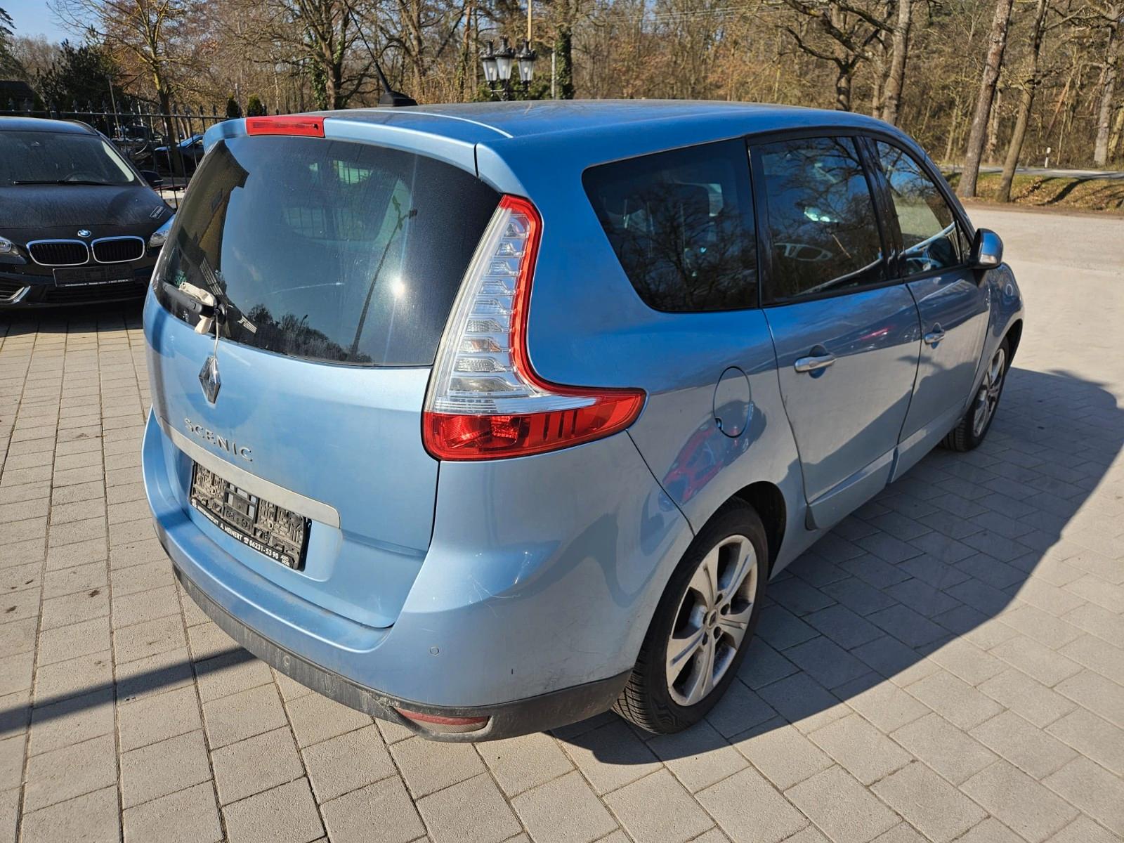 Renault Scenic 2010 — фото 5