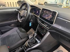 VW T-Roc 1.5 TSI Style DSG LED ACC NAVI AHK MASSAGE